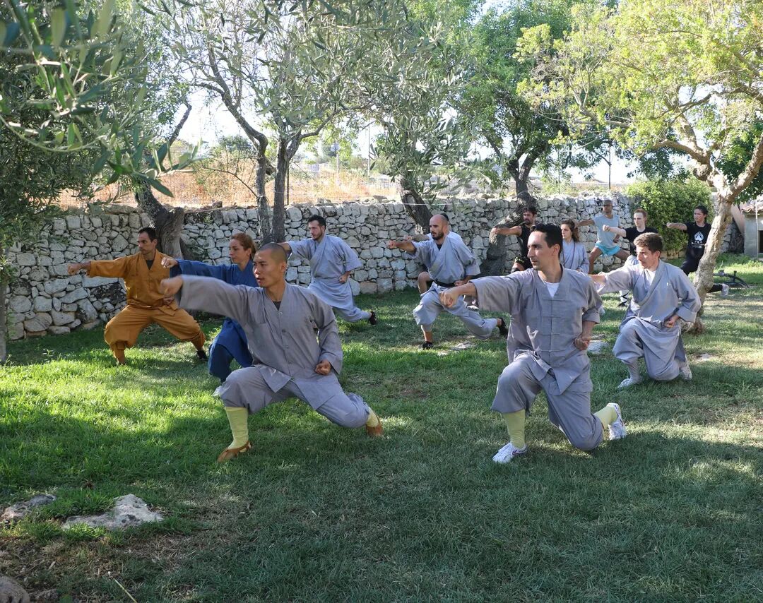 意大利西西里岛少林文化中心圆满举办户外少林文化学习营