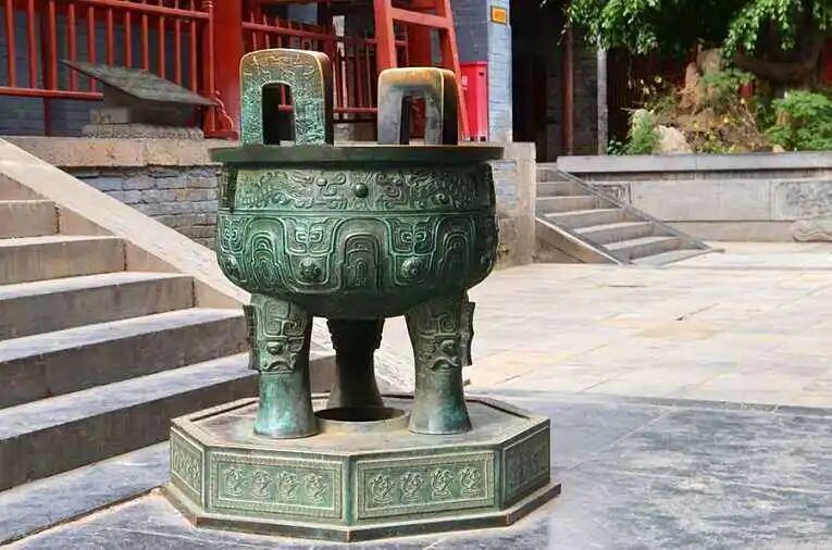 少林寺里的“龙生九子”