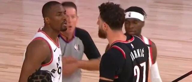 CBA爆发冲突！动手了！NBA同样剧情再次上演！果然天气一热就容易暴躁...