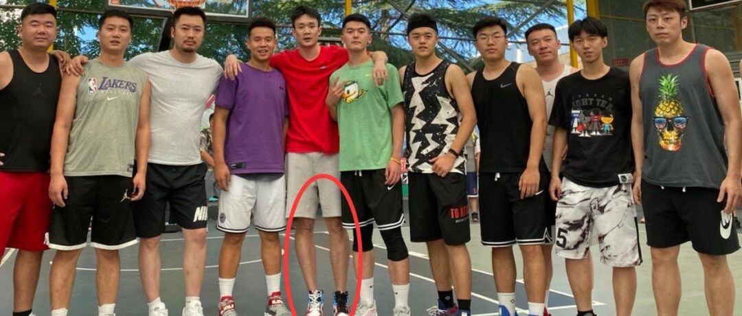 两年了，丁神终于打上实战了！手感真爆！可腿看着没劲啊！被盖那下心都酸了....