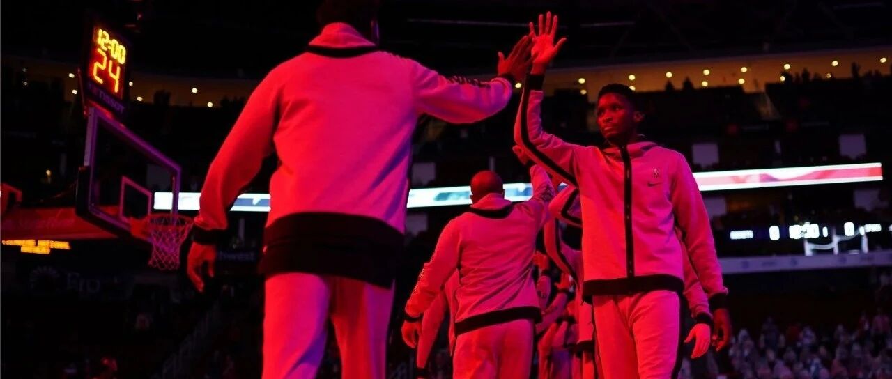 他都快复出又受伤！考神竟无人认领！哈登出走40天，火箭成功回到解放前...