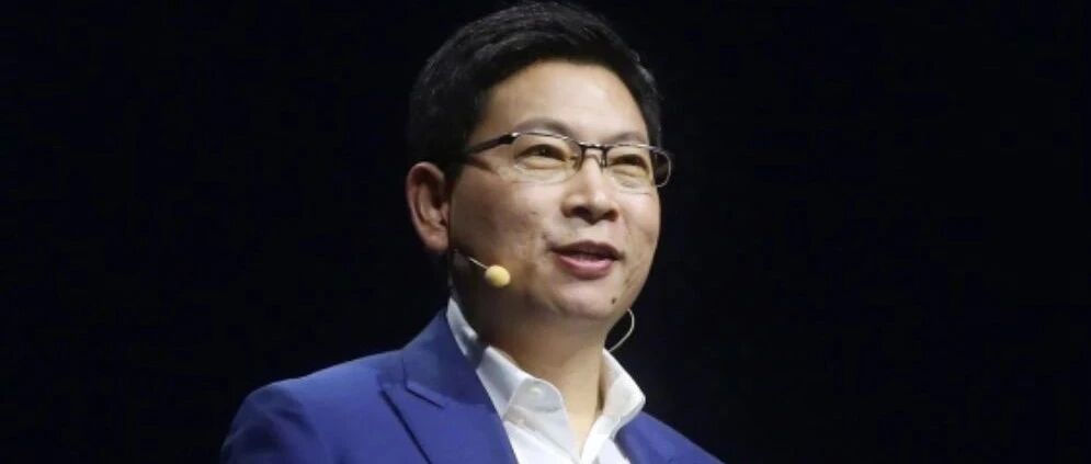 【手机圈日报】余承东：美国四轮制裁华为，5G芯片只能当4G用、2021年Q2全球智能手机出货量达到3.142亿部