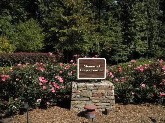 ZT：葛培理的葬礼和美国国会山的悼念