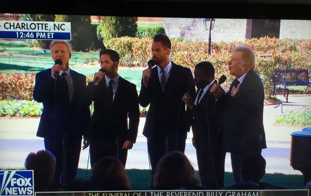 ZT：葛培理的葬礼和美国国会山的悼念