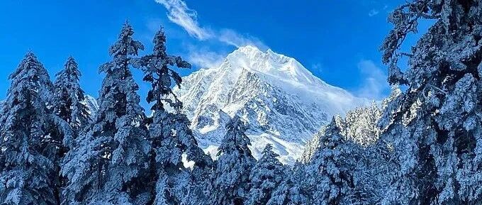 火爆全网丁真的家乡！在雪山脚下泡贡嘎神汤~