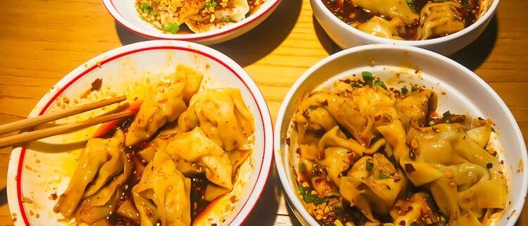 藏在街头巷尾的宝藏小馆~成都的市井气息都在这里了！