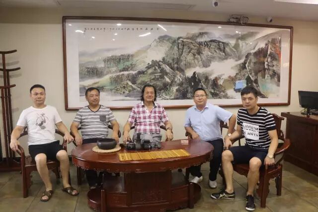 图片关键词