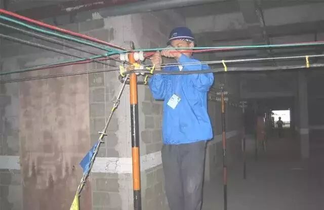 最全的施工现场临时用电，配电箱、电缆、照明、临电安全管理方案(图12)