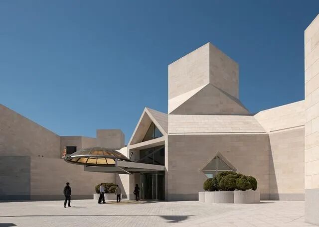 French Limestone Exterior Cladding