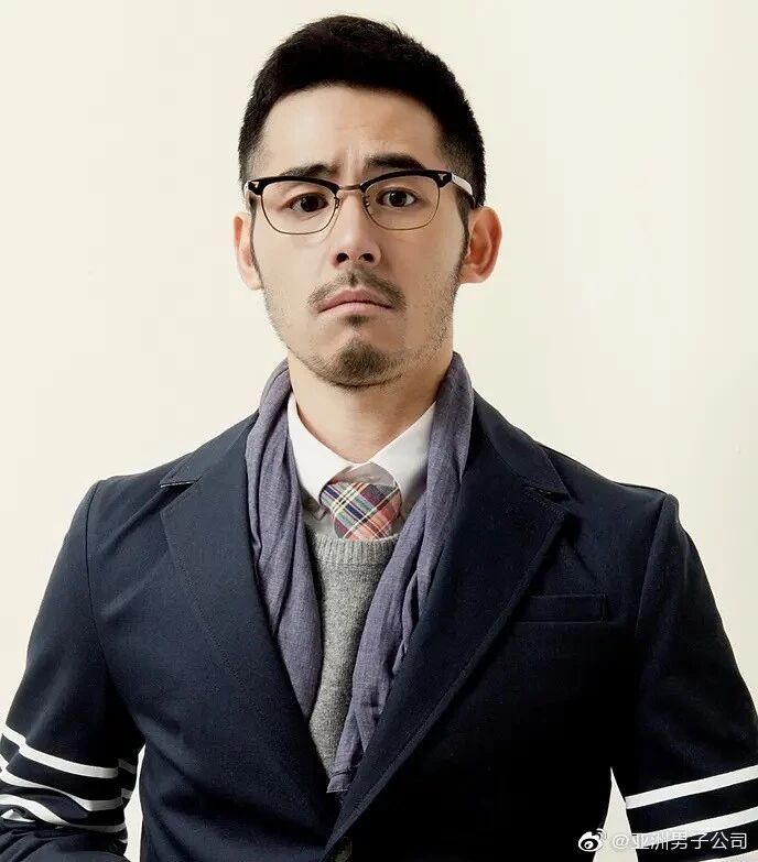 图片[15]-长这么帅的刘亚仁也好这口？！30岁男子指控睡着被他性侵-小蓝短视频