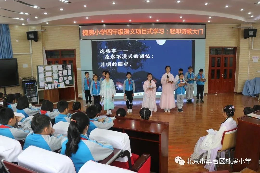 小诗集的后记_小诗集四年级_小诗集的封面