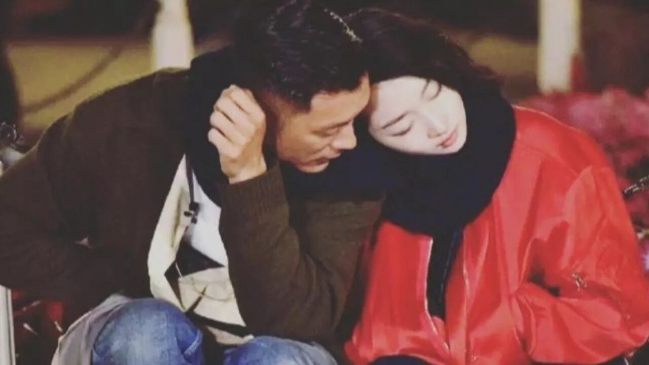 周冬雨微博_周冬雨微博兔子头像_周冬雨微博照片