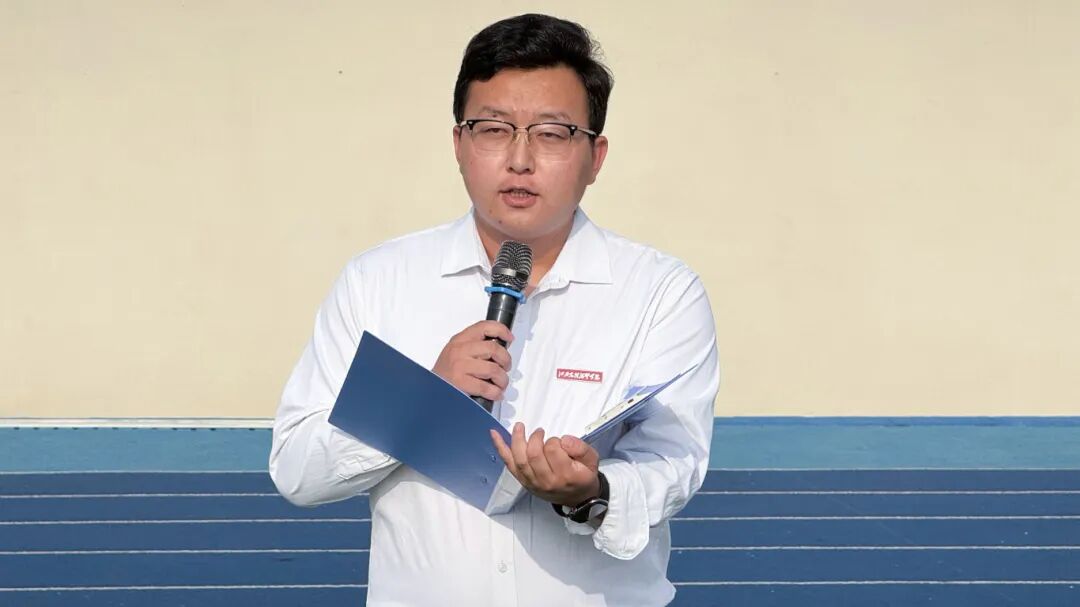 江西文理技师学院青年教师杨志鹏