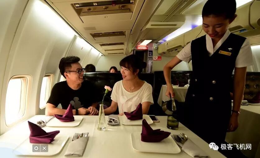 退役客機發揮余熱再利用，航空科普教學、改裝餐廳酒吧等，用途廣泛！的圖4