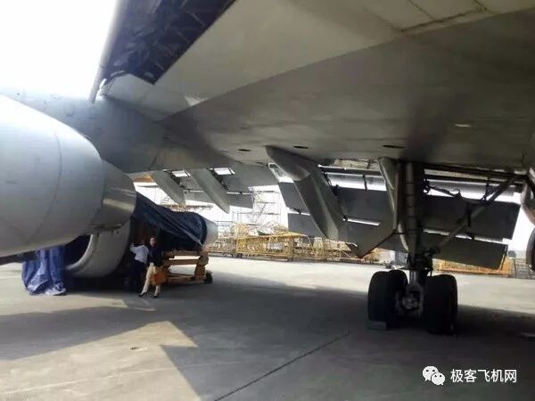 退役客機發揮余熱再利用，航空科普教學、改裝餐廳酒吧等，用途廣泛！的圖18