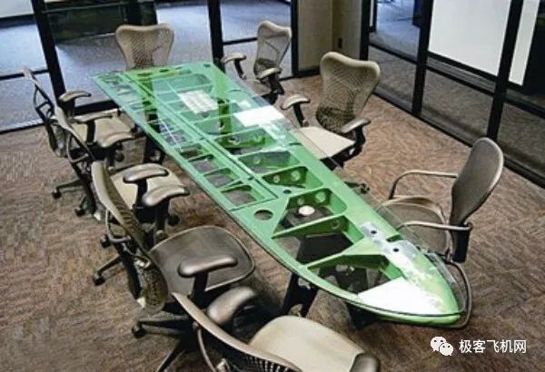 退役客機發揮余熱再利用，航空科普教學、改裝餐廳酒吧等，用途廣泛！的圖22
