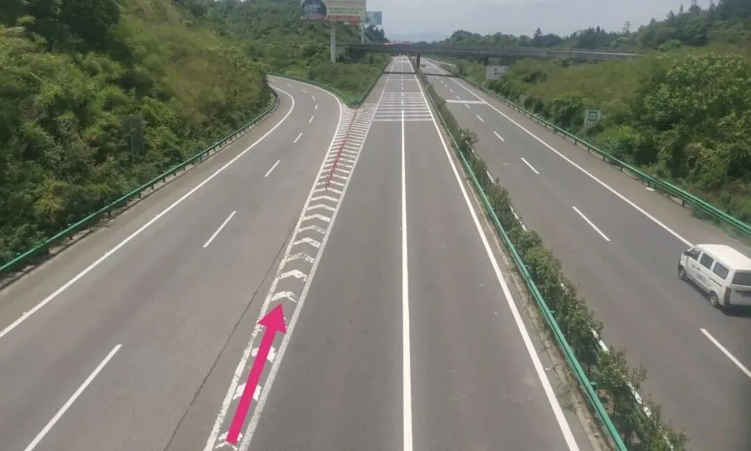 vloc线是哪里的敲黑板！这些高速标线再别认错！_https://www.jmylbn.com_新闻资讯_第2张