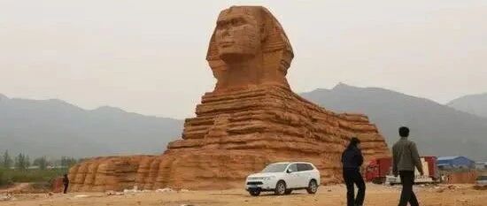 全国各地那些“又大又丑”的景点，到底烧掉了多少钱？