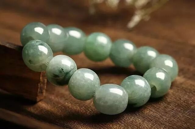 翡翠的“底子灰”，你了解吗？