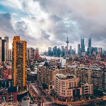 连跌11个月后，这座一线城市二手房价转跌为升！新房环比下跌城市又增9城！继续走低！4月70城房价出炉……