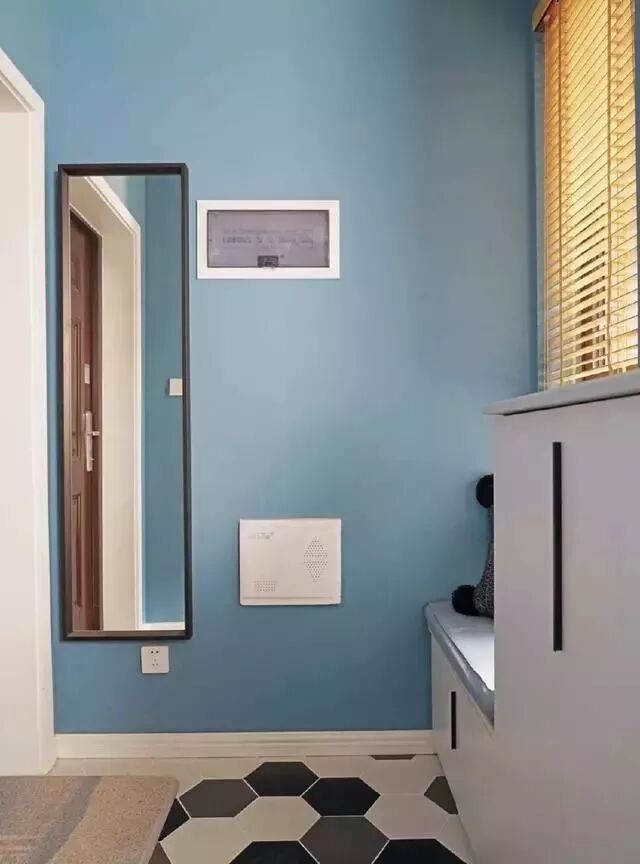 木地板打造的超别致的客厅背景墙，实用与颜值并存