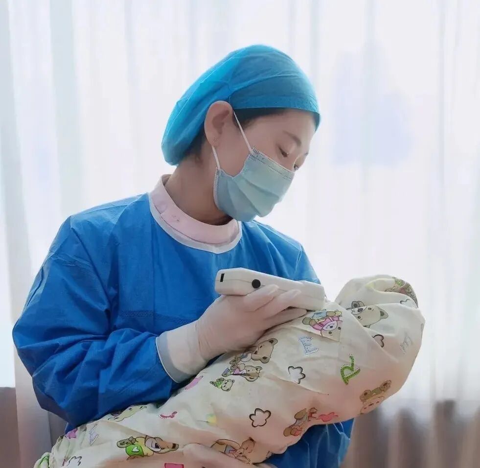 医院推车怎么固定我为群众办实事 ｜ “共享儿童推车”现身市人民医院啦，宝爸宝妈速来围观~_https://www.jmylbn.com_新闻资讯_第16张