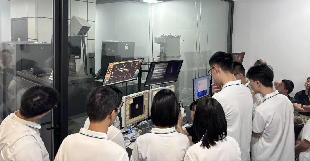 深耕精密仪器国产化——华科大“大国佳‘化’