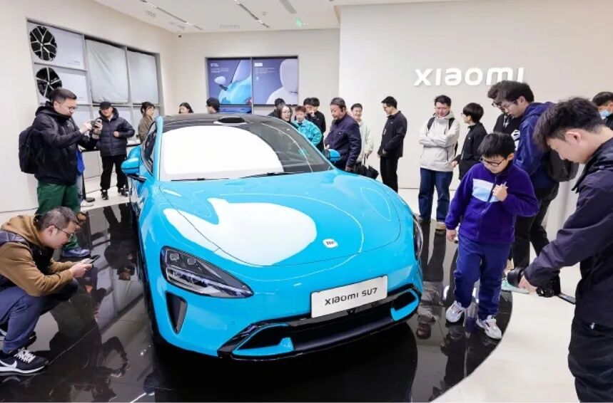 小米YU7到底多久能提车