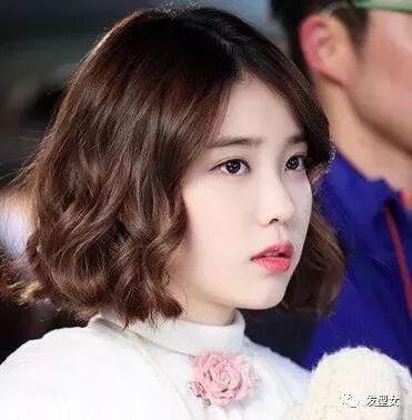 气质发型扎法_气质淑女发型扎法简单_气质职场女性发型扎法