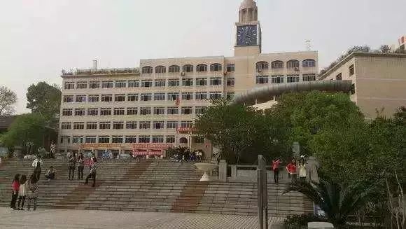 乐山职业技术学院_乐山学院职业技术学院官网_乐山学院职业技术学院地址