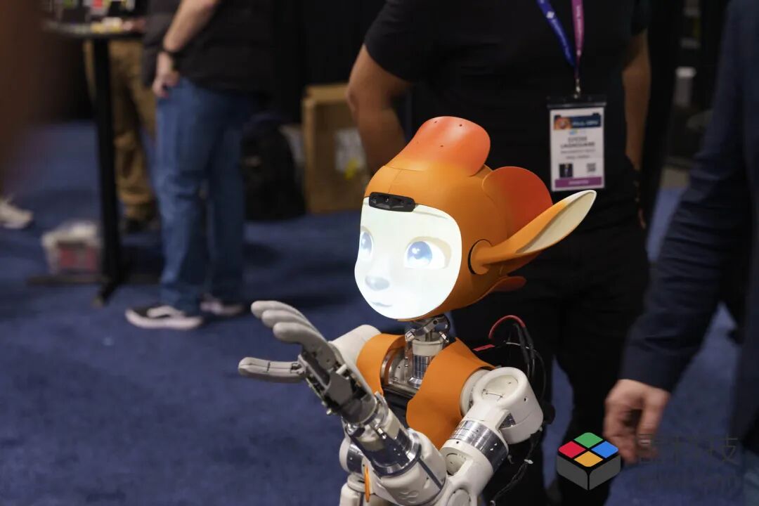 CES 2024前哨观察首发：AI无处不在，中国硬件厂商回归！