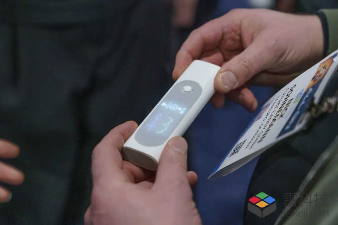 CES 2024前哨观察首发：AI无处不在，中国硬件厂商回归！