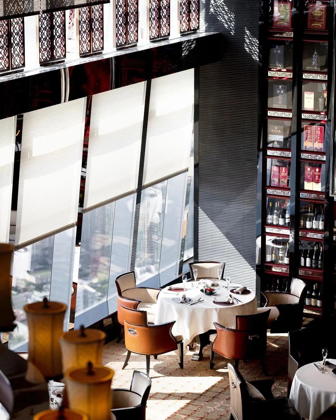 比东京绚烂，烟火气不输曼谷，这座好逛好吃的国际化大都市，值得打卡100次！