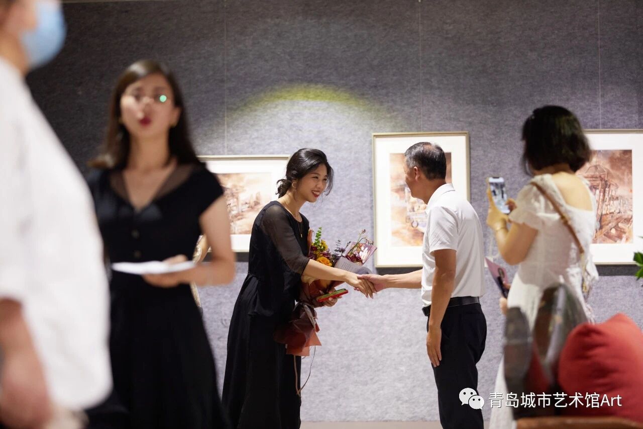 艺术馆|「金枝玉叶——孙晓燕·曹溶萱水彩作品双人展」在青岛出版艺术馆惊艳开展~