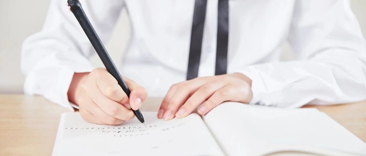 7-15岁必看迪士尼原版电影30部！每天看1部，英语词汇量比肩大学生……