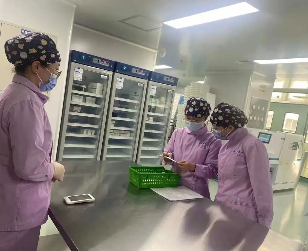 医讯怎么用【医讯】注重细节、工作严谨的静脉用药调配中心_https://www.jmylbn.com_新闻资讯_第31张