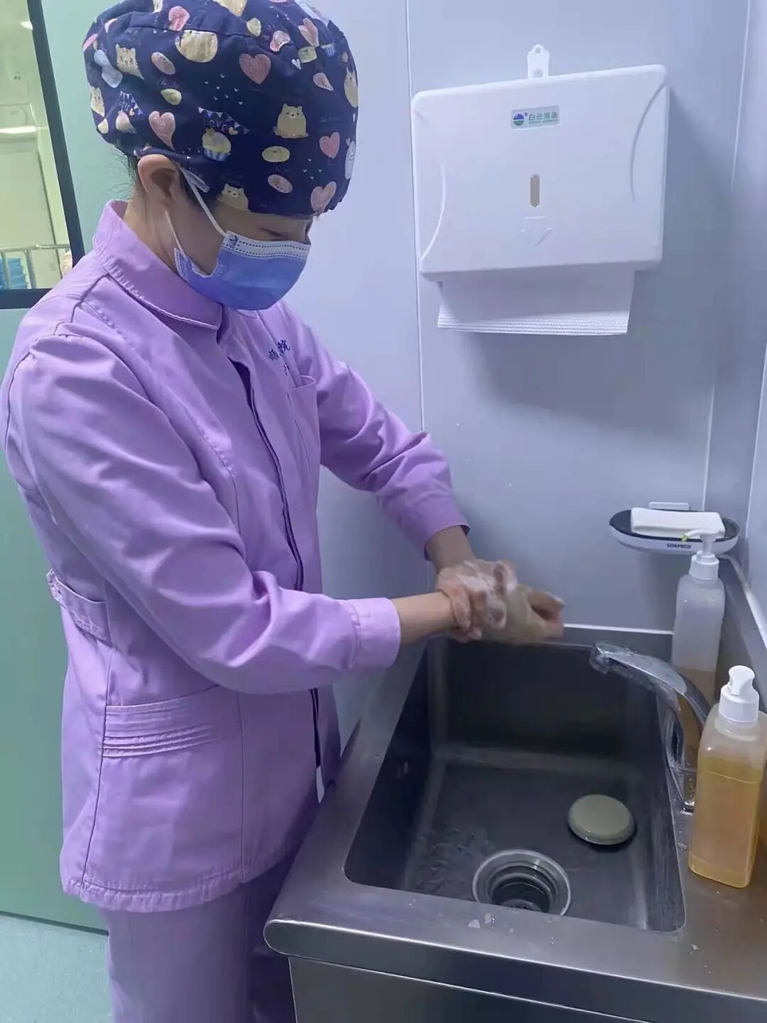 医讯怎么用【医讯】注重细节、工作严谨的静脉用药调配中心_https://www.jmylbn.com_新闻资讯_第29张