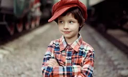 这里有一份家庭教育指南，请家长们查收！