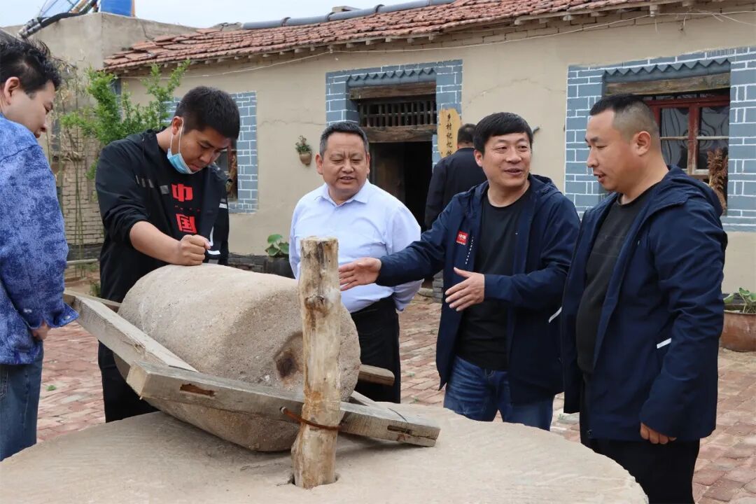 【高点对标寻实策】鲁权屯镇组织镇干部外出学习农村人居环境整治工作