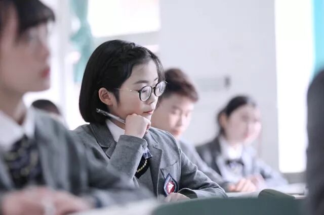 不一样的南实——绵阳南山中学实验学校简介