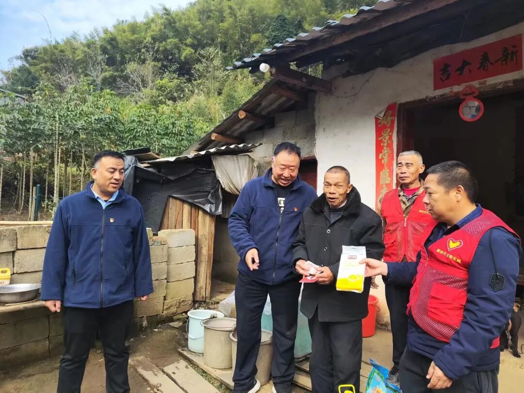 富罗镇各村扎实开展"扫黄打非"工作