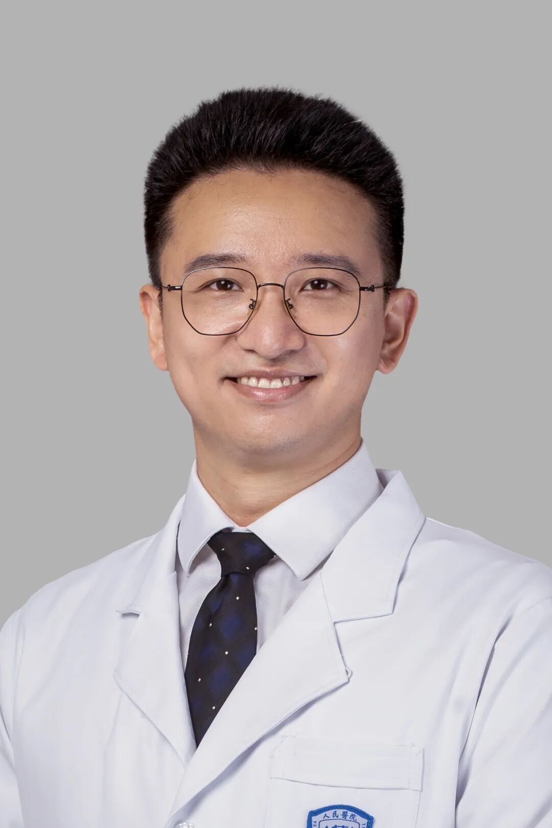 6969陈修远  12月6日(周二)上午,12月7日(周三)上午坐诊6969