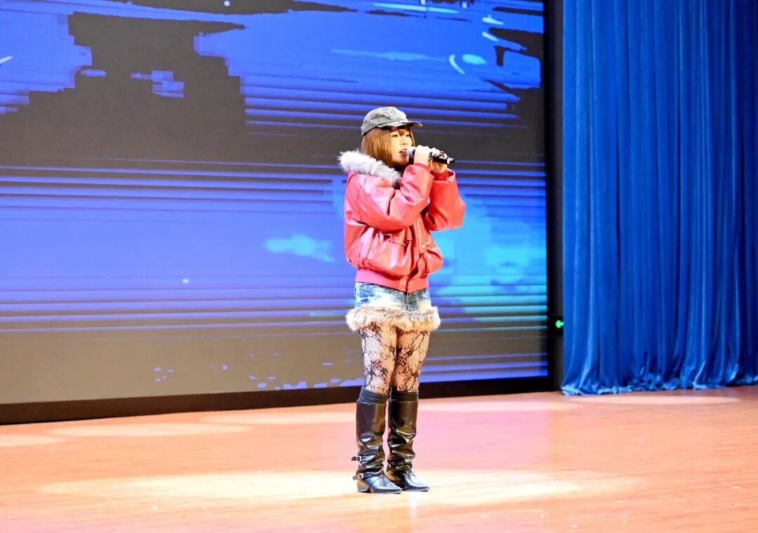 节目六《《左转灯 (1000 Times +1)》1