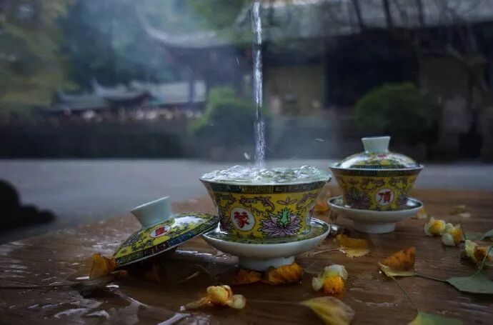 也说便秘这点事-古方玉灵膏-贡轩园天然守真。