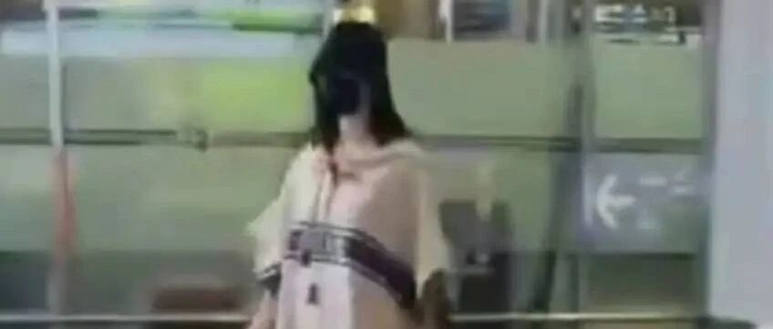 谢娜生完二胎首露面！穿宽松卫衣难掩臃肿身材，复出与赵丽颖一起录快本！