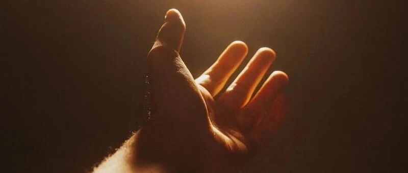 前同事来我的公司面试：靠死工资续命的人，请一个字一个字看完