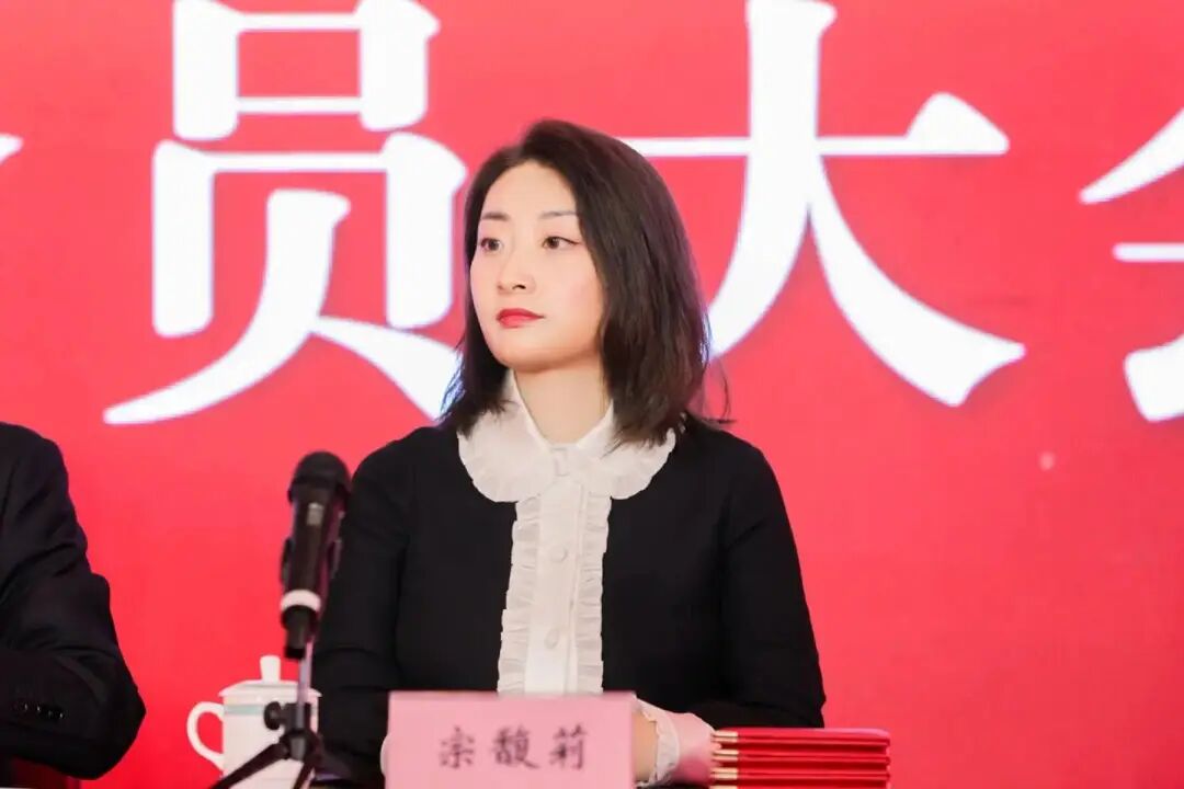 娃哈哈宗馥莉改革成效 万亿市场交接窗口
