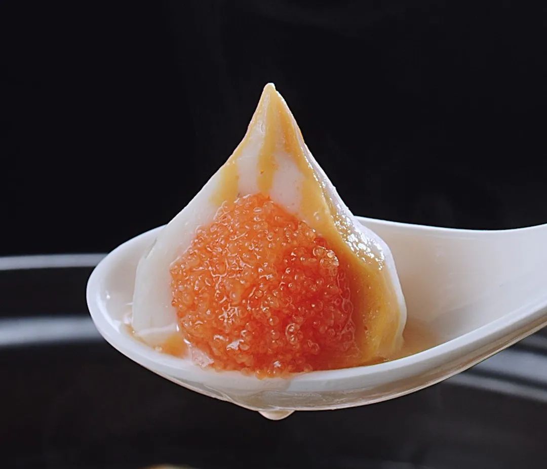 单身粮撩面系列关东煮。深海优质食材鱼丸、蟹排、蟹柳、海胆包、鱼豆腐+纯正红薯粉+慢炖浓香汤底,宵夜必吃的日式美食! 单身粮撩面系列关东煮。深海优质食材鱼丸、蟹排、蟹柳、海胆包、鱼豆腐+纯正红薯粉+慢炖浓香汤底,宵夜必吃的日式美食!
