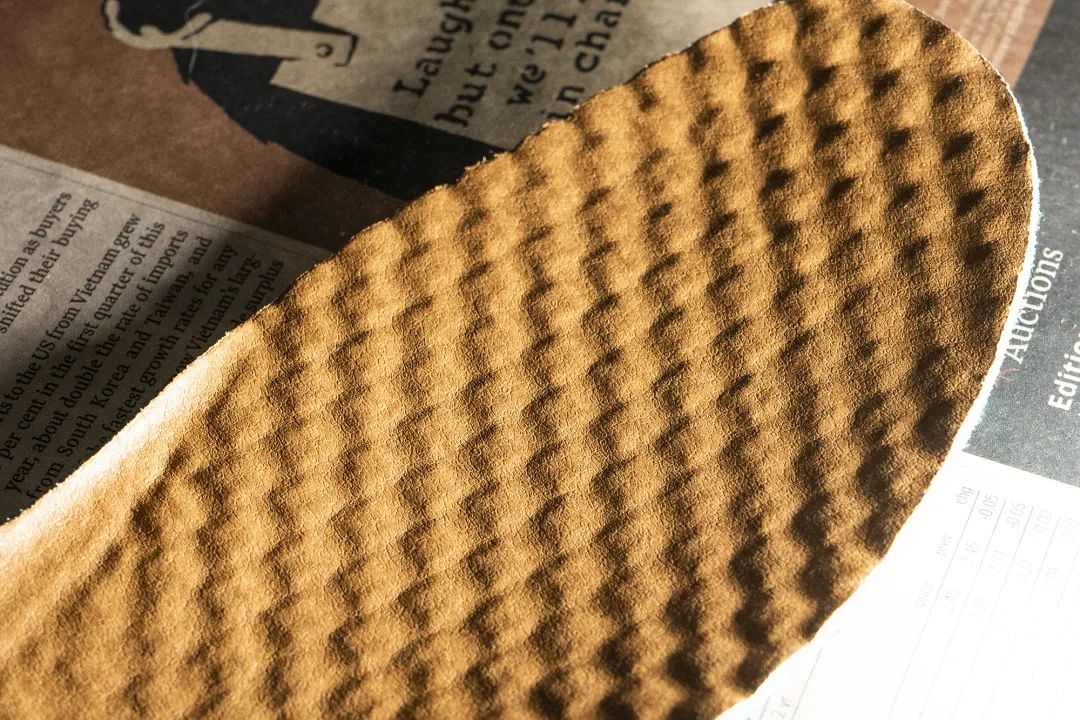 潮色豹改良马丁靴,时代变迁、流行不改,ins潮人心头爱。百元级价位,穿出千元级高级感! 潮色豹改良马丁靴,时代变迁、流行不改,ins潮人心头爱。百元级价位,穿出千元级高级感!