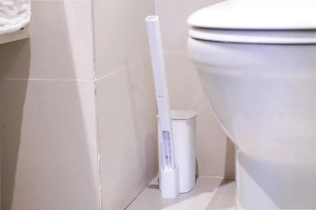 马桶刷怎么清洗?洗得干净?MOYORI马桶清洁刷,让卫生间真正卫生!一次性刷头、用完就扔,自带清洁抑菌剂、使用一次,干净一周 马桶刷怎么清洗?洗得干净?MOYORI马桶清洁刷,让卫生间真正卫生!一次性刷头、用完就扔,自带清洁抑菌剂、使用一次,干净一周